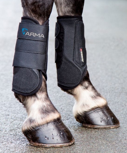 Arma Cross Country Boots Fram Full Black i gruppen Hst / Skydd / Hoppskydd hos Charlies Hst (2022120320)